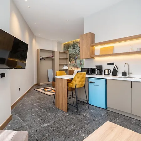 Hotel apartamentowy Urban Quarters - Bogazkesen 4*