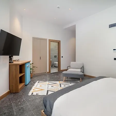 Urban Quarters - Bogazkesen Istanbul