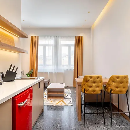 Urban Quarters - Bogazkesen Lägenhetshotell